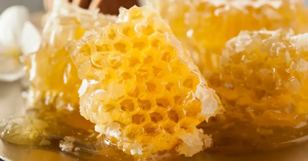 Raw Honey Nutrition Facts: Your Quick Guide In 2024 4 Honey Raw