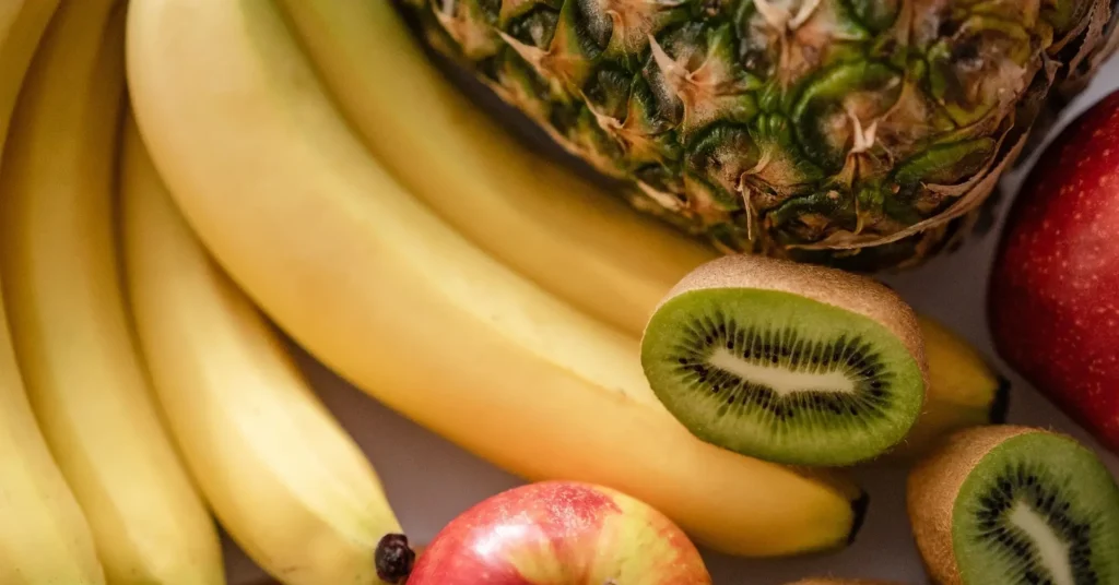 Banana Nutrition Facts: More Energy 2024 6 Fruit comparison