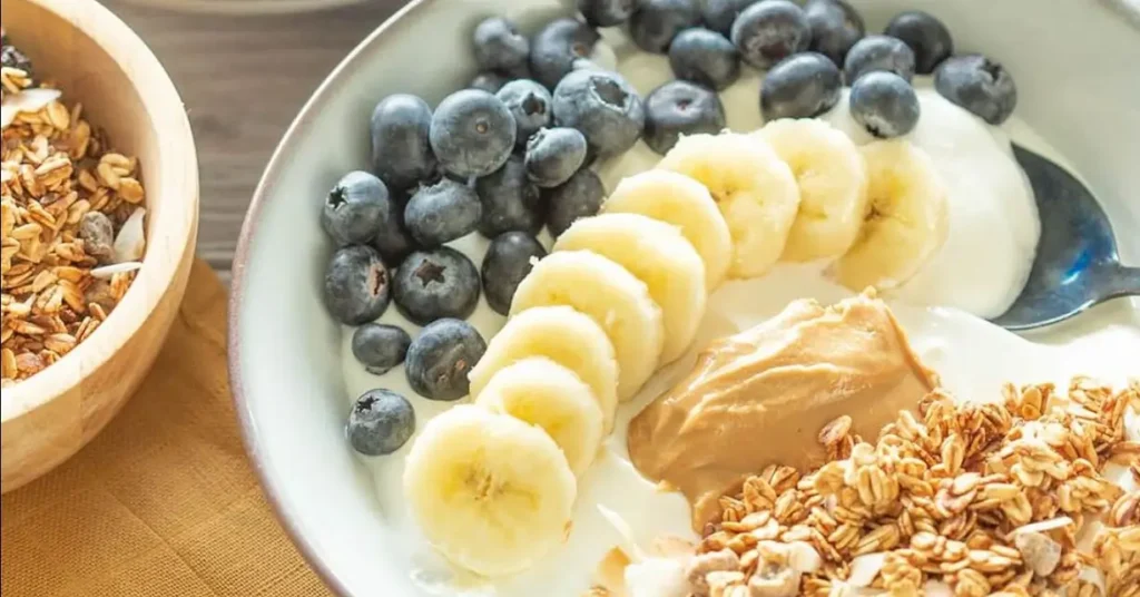 Healthy Eating Basics Nutrition 2024 6 Yoghurt with blueberries, banana and granola